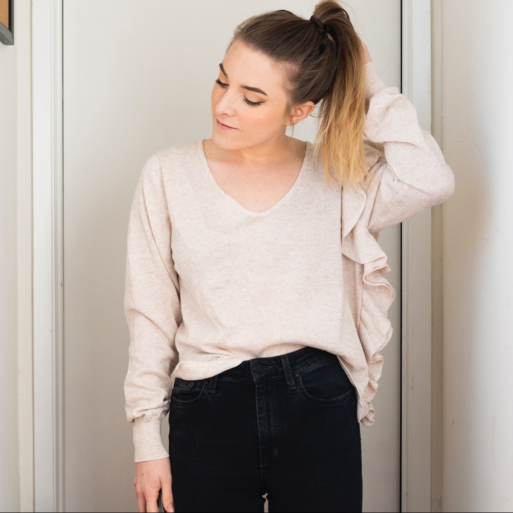 NWT John and Jenn Ruffle Sweater Size XS